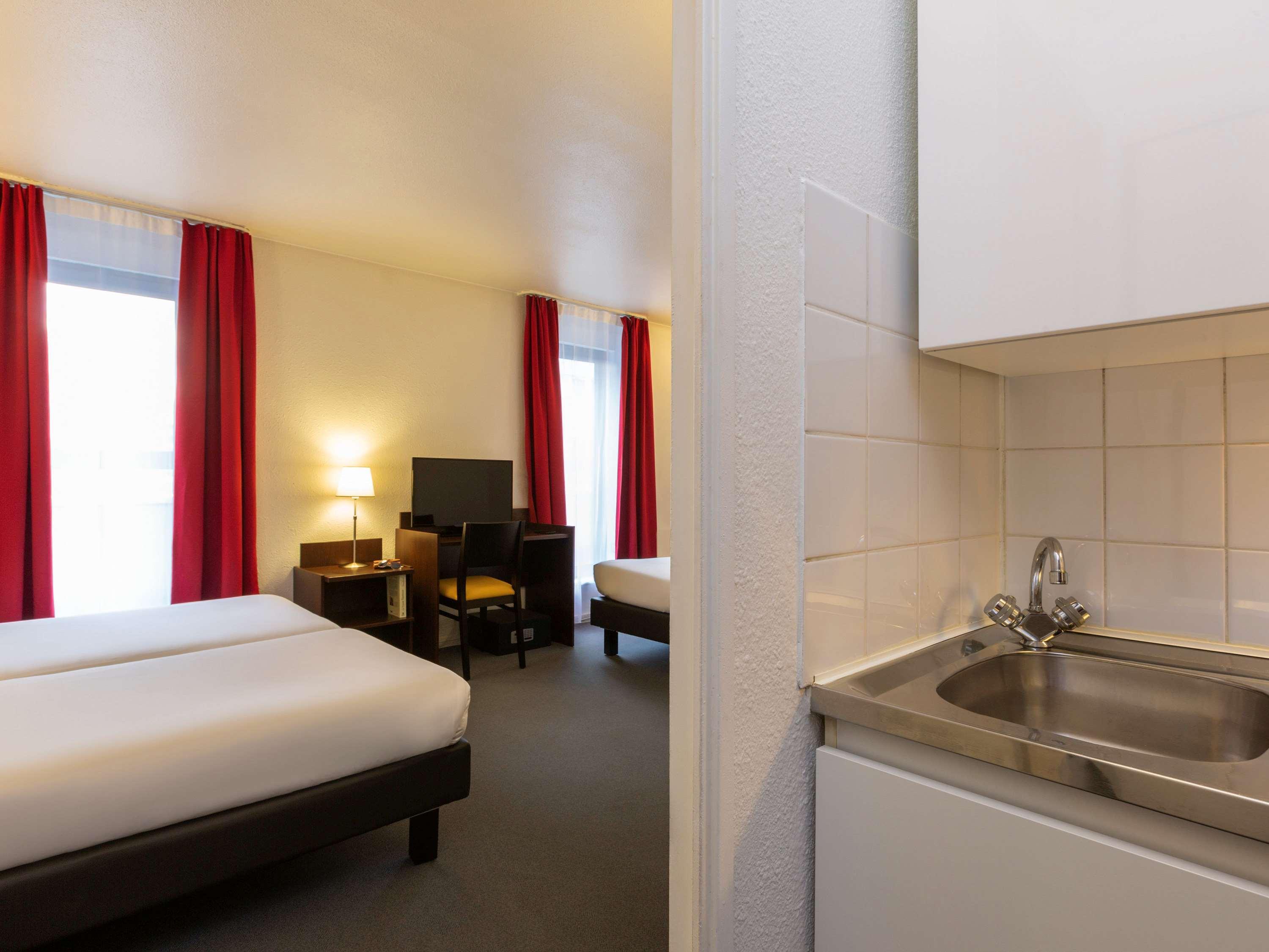 Aparthotel Adagio Access La Defense - Leonard De Vinci Courbevoie Ngoại thất bức ảnh