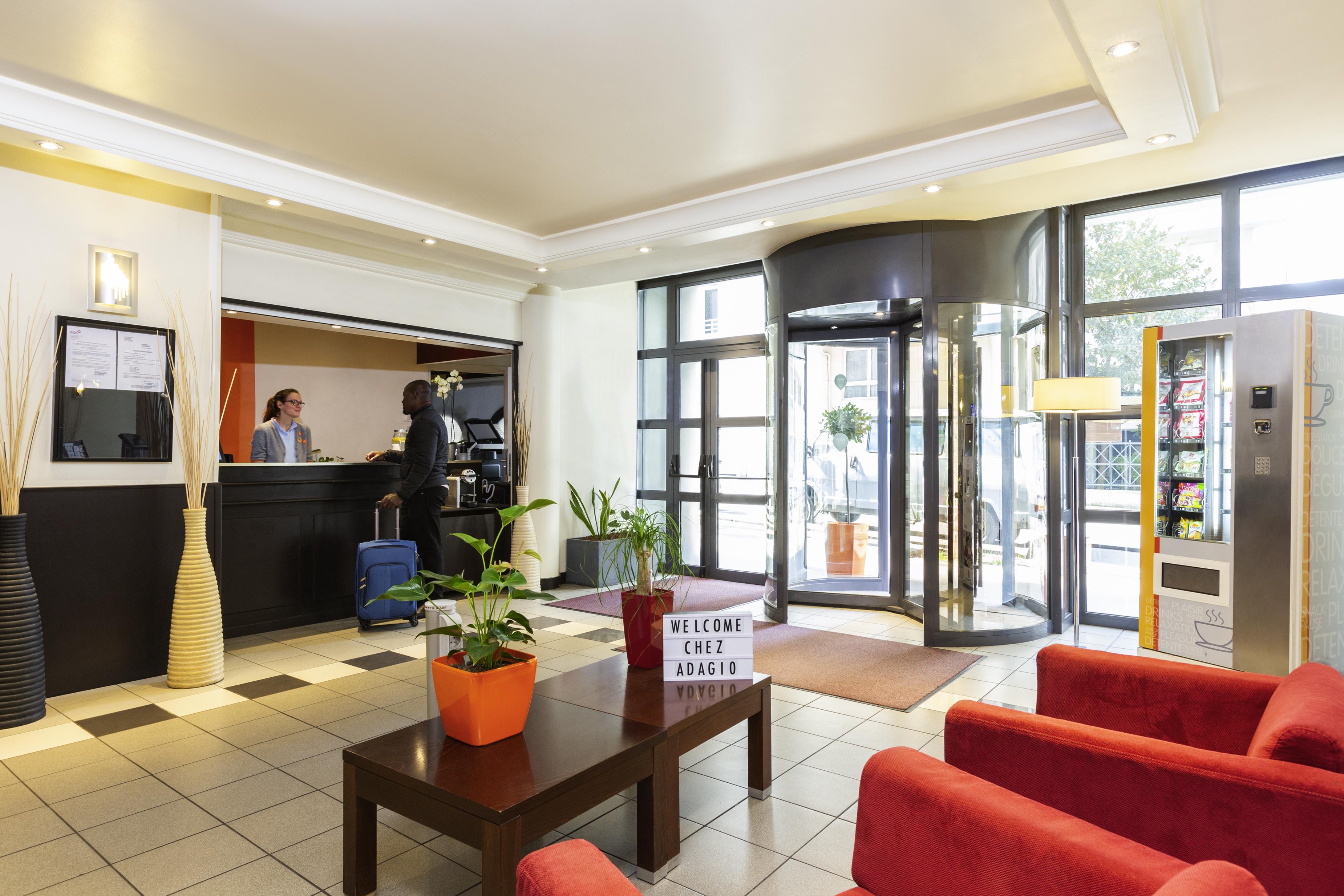 Aparthotel Adagio Access La Defense - Leonard De Vinci Courbevoie Ngoại thất bức ảnh