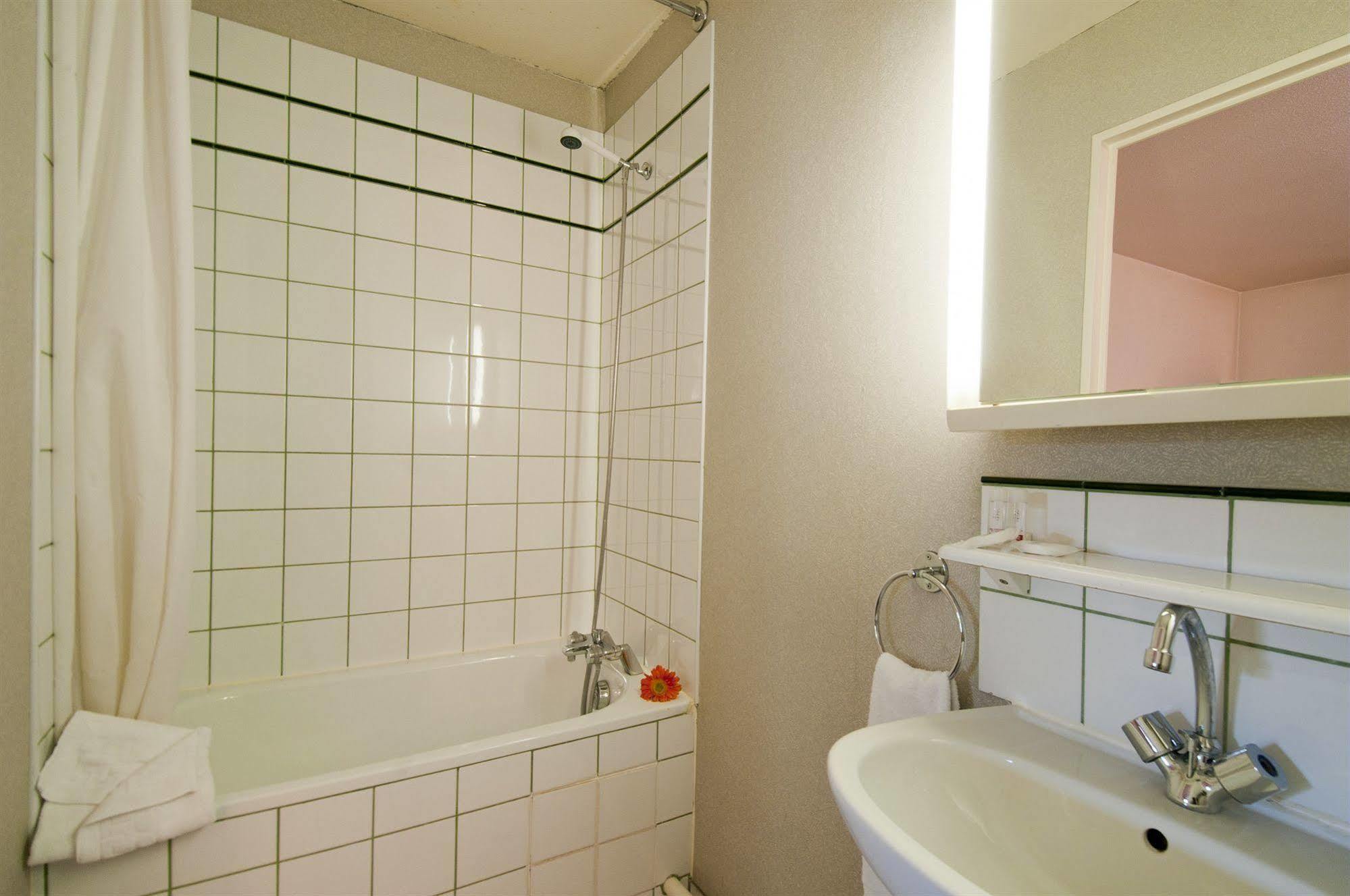 Aparthotel Adagio Access La Defense - Leonard De Vinci Courbevoie Ngoại thất bức ảnh